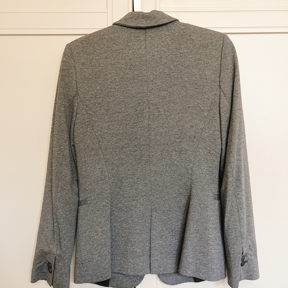 Zara Classic Blazer - Picture 2 of 4